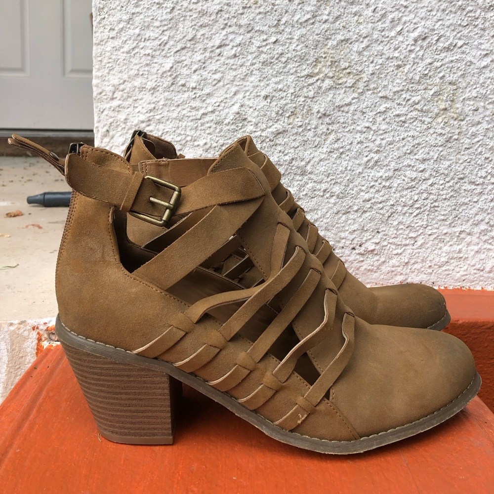 Tan Guess Booties